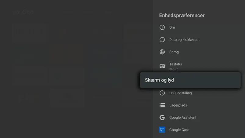 Mørk indstillingsmenu under Enhedspræferencer, hvor Skærm og lyd er markeret i højre side af listen.